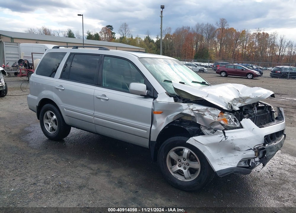 2006 HONDA PILOT EX-L VIN: 5FNYF187X6B026303