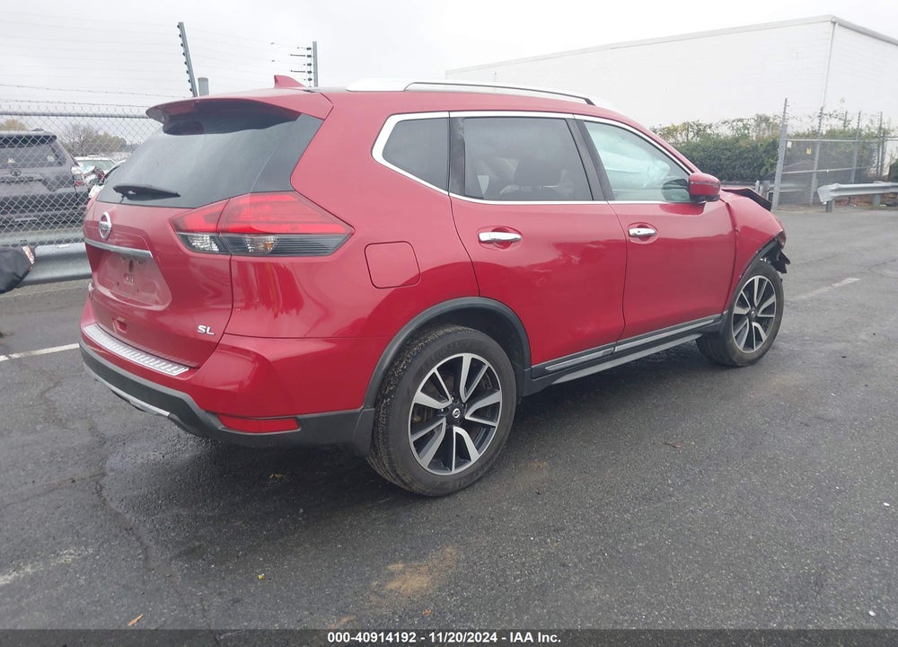 2017 NISSAN ROGUE SL VIN: JN8AT2MT1HW393385