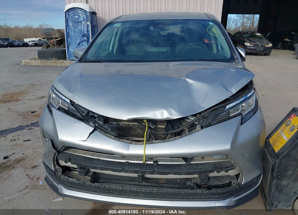 2021 TOYOTA SIENNA LE VIN: 5TDKSKFC1MS036492