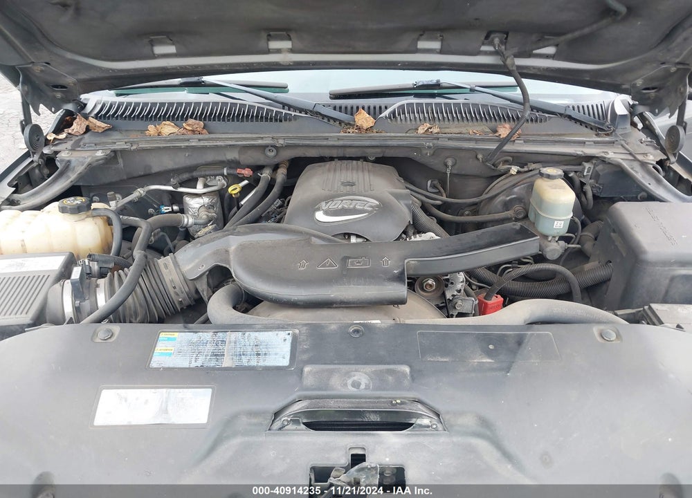 2002 CHEVROLET SUBURBAN 1500 LS VIN: 1GNFK16Z82J155982