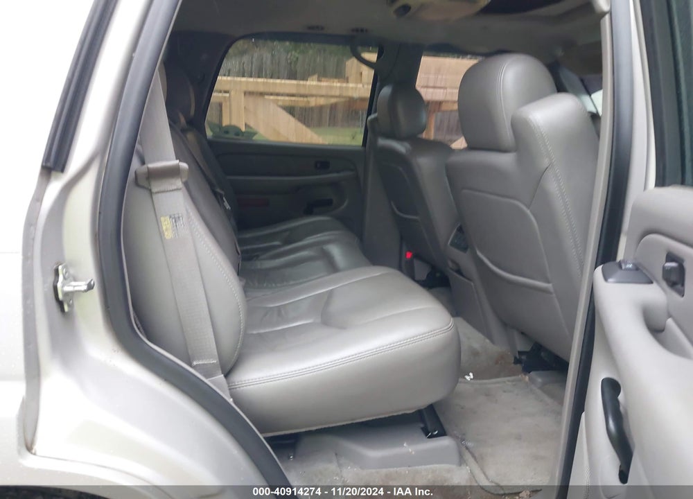 2004 CHEVROLET TAHOE LT VIN: 1GNEK13Z24J300503