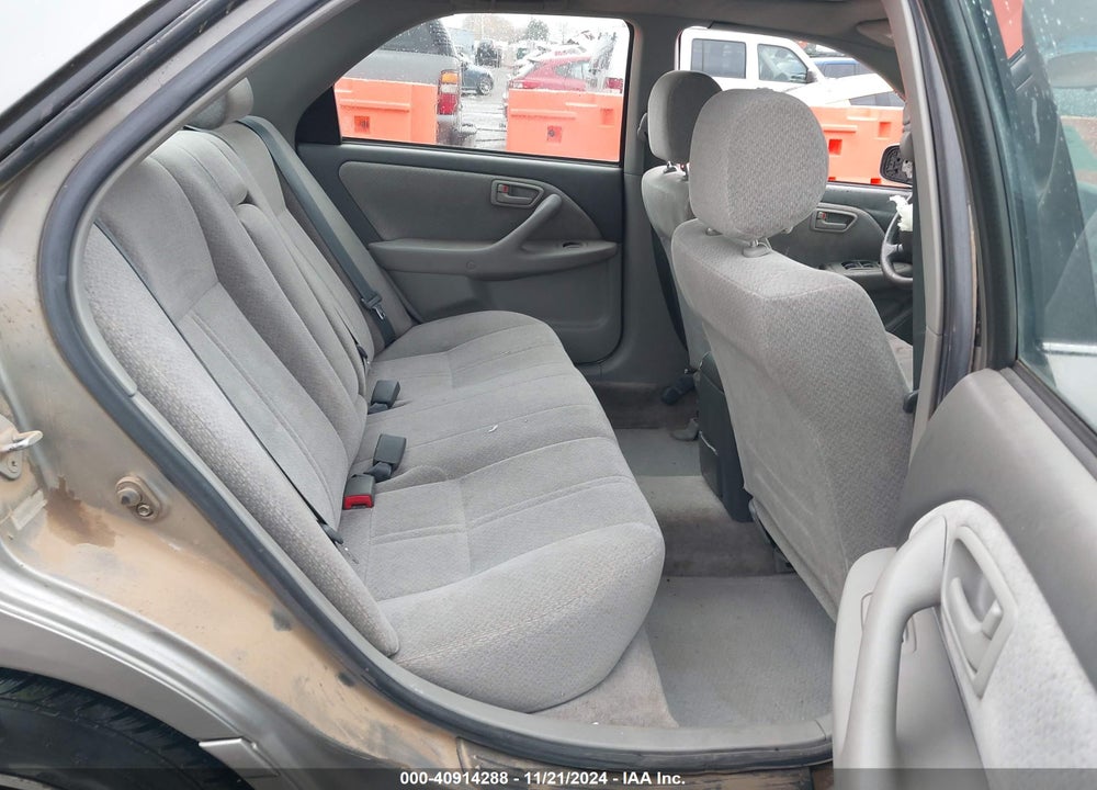 2000 TOYOTA CAMRY LE V6 VIN: JT2BF22K2Y0241953
