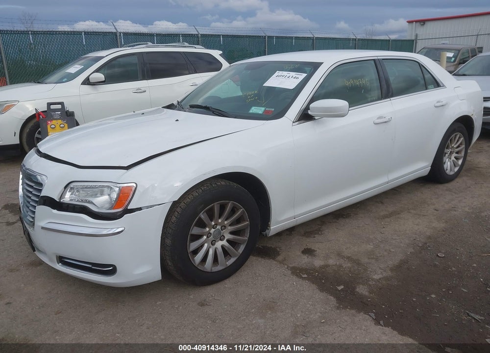 2014 CHRYSLER 300 VIN: 2C3CCAAG0EH127750