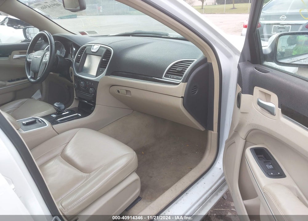 2014 CHRYSLER 300 VIN: 2C3CCAAG0EH127750
