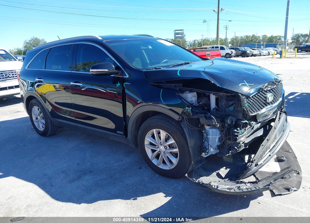 2017 KIA SORENTO 3.3L LX VIN: 5XYPGDA54HG188457