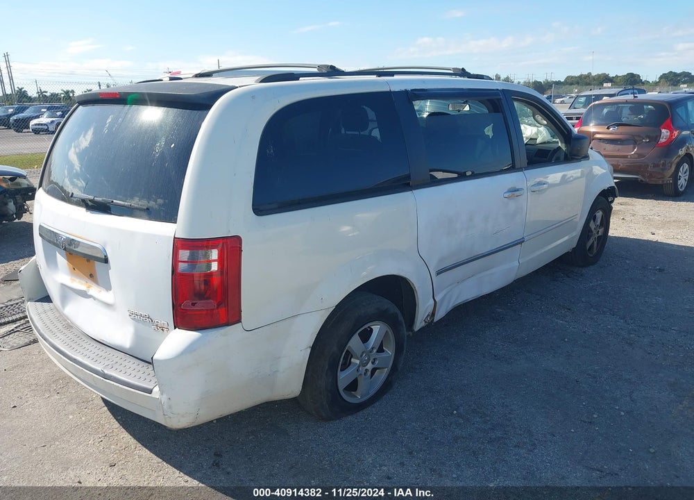 2010 DODGE GRAND CARAVAN SE VIN: 2D4RN4DE2AR307590