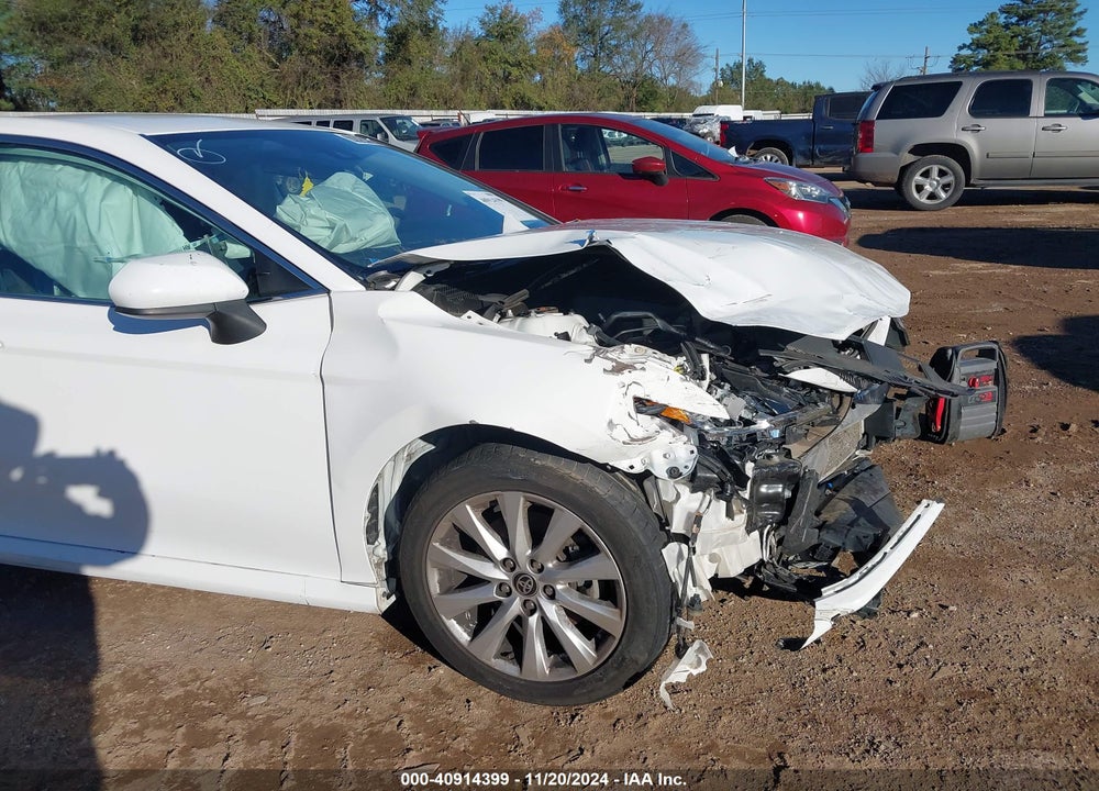 2020 TOYOTA CAMRY LE VIN: 4T1C11AK1LU359673