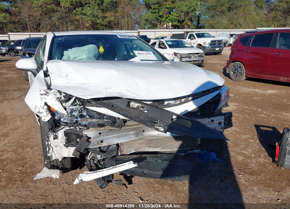 2020 TOYOTA CAMRY LE VIN: 4T1C11AK1LU359673