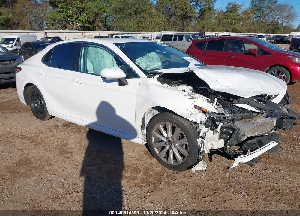 2020 TOYOTA CAMRY LE VIN: 4T1C11AK1LU359673