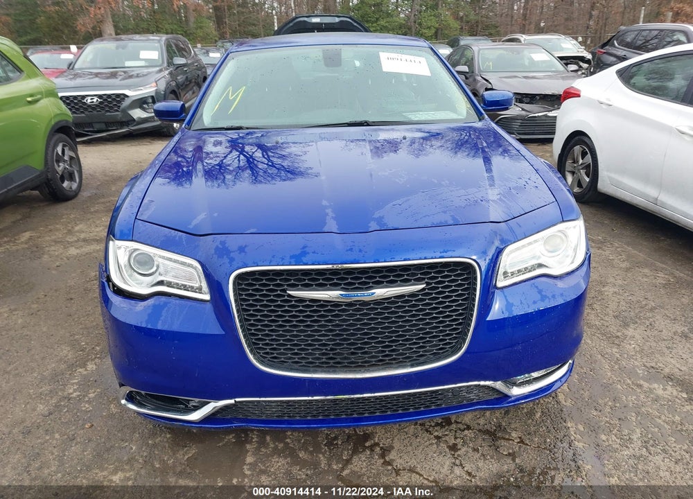 2018 CHRYSLER 300 TOURING L VIN: 2C3CCAAG7JH270043
