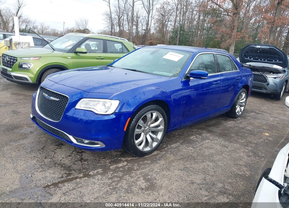 2018 CHRYSLER 300 TOURING L VIN: 2C3CCAAG7JH270043
