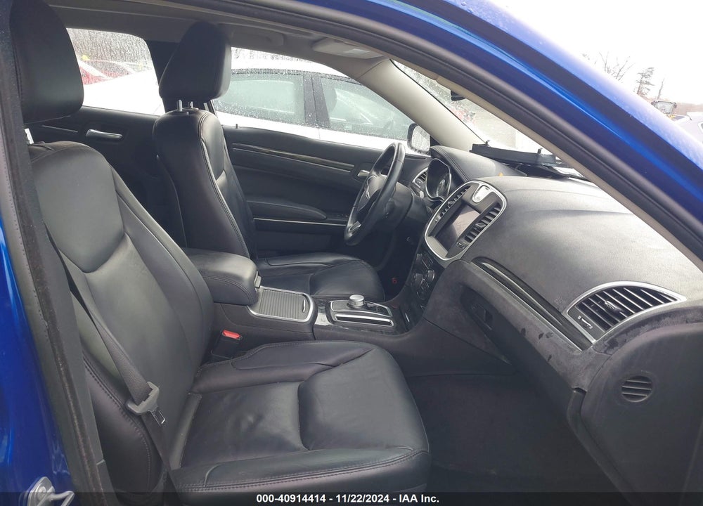 2018 CHRYSLER 300 TOURING L VIN: 2C3CCAAG7JH270043