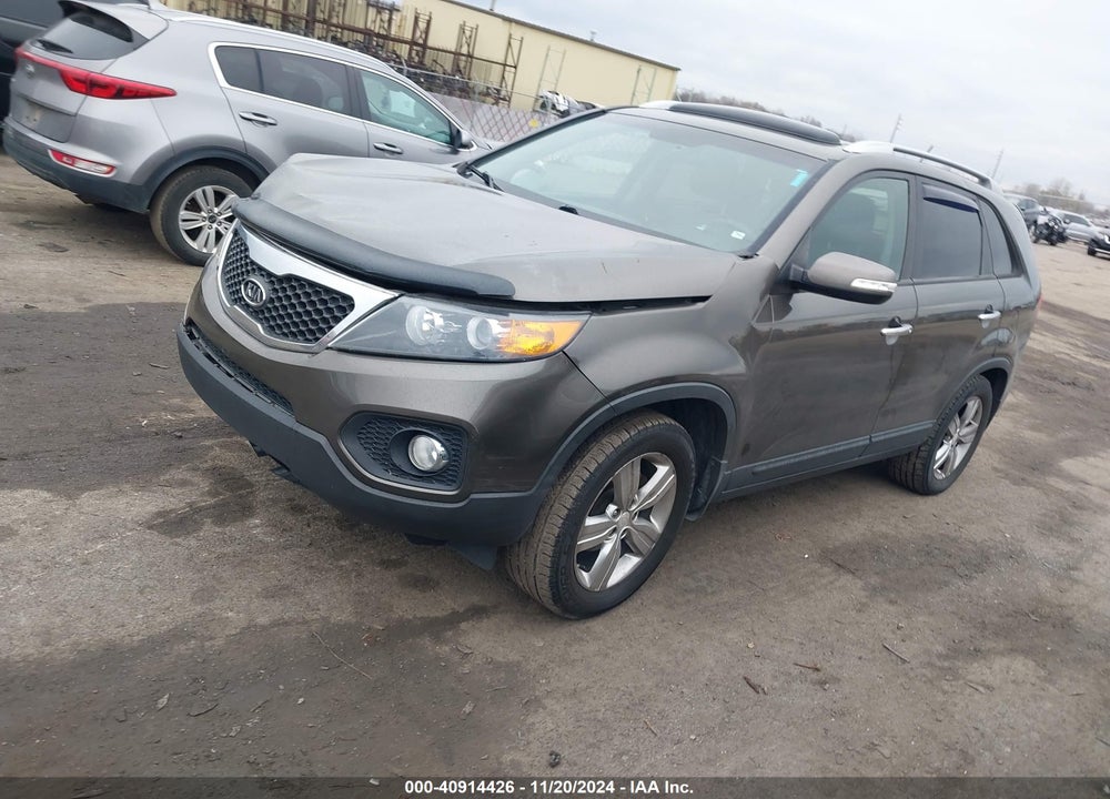 2013 KIA SORENTO EX VIN: 5XYKU3A65DG318343