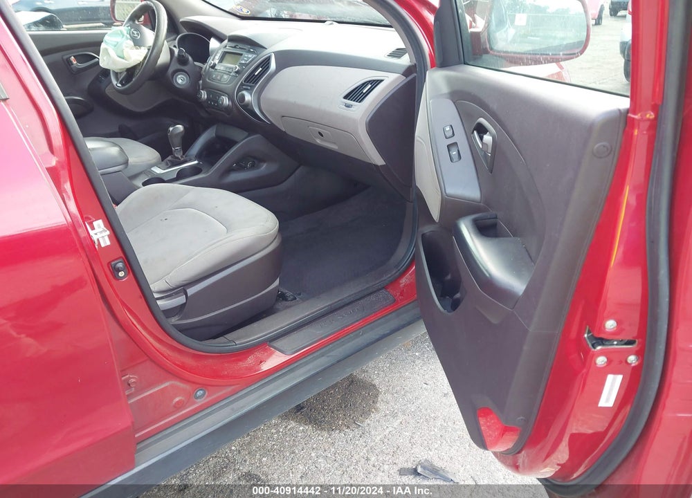 2014 HYUNDAI TUCSON VIN: KM8JT3AF0EU925230