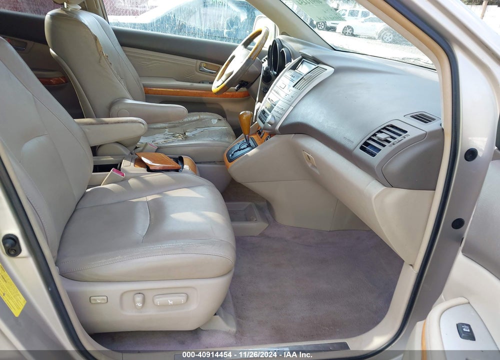 2006 LEXUS RX 330 VIN: 2T2GA31U16C051340