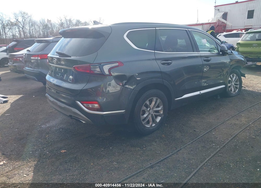 2020 HYUNDAI SANTA FE SEL VIN: 5NMS33AD3LH224760
