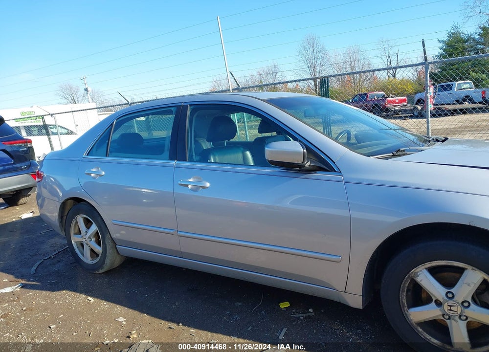 2004 HONDA ACCORD 2.4 EX VIN: 1HGCM55854A113585