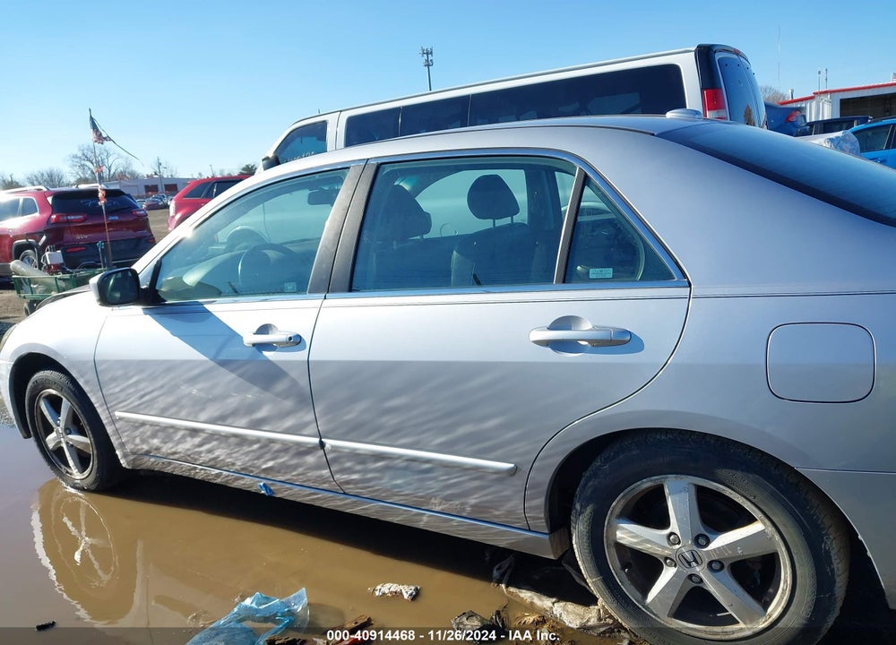 2004 HONDA ACCORD 2.4 EX VIN: 1HGCM55854A113585