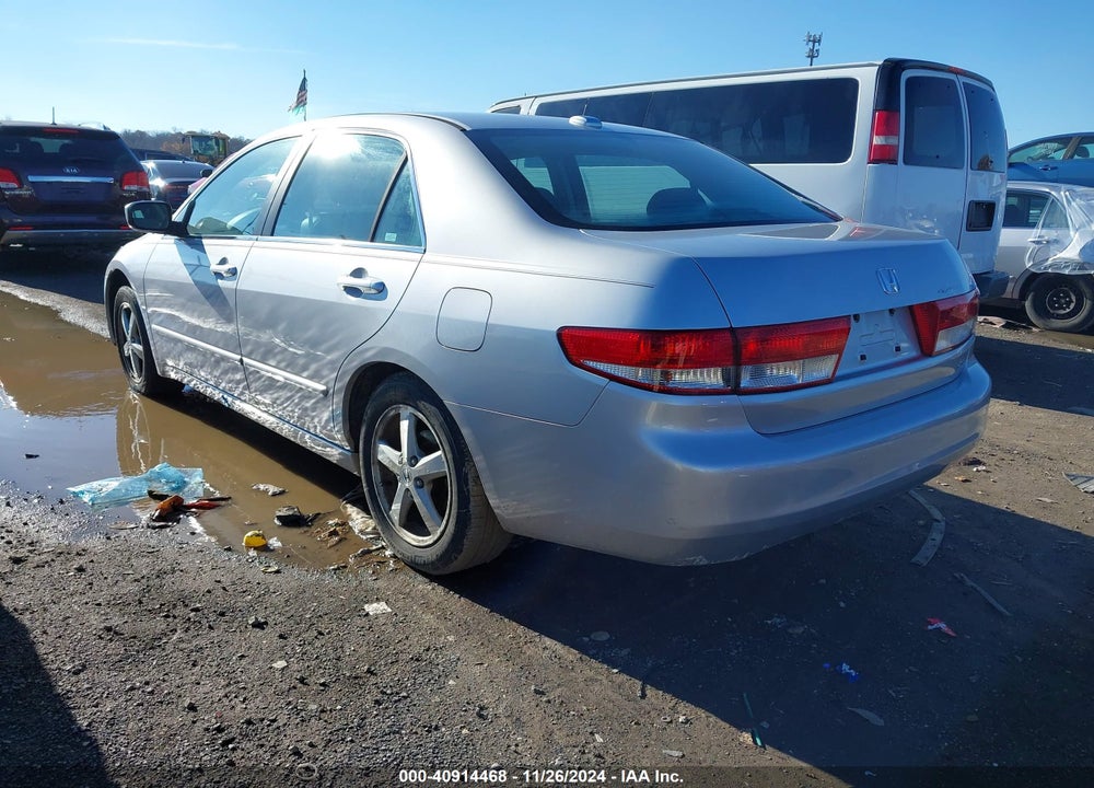 2004 HONDA ACCORD 2.4 EX VIN: 1HGCM55854A113585