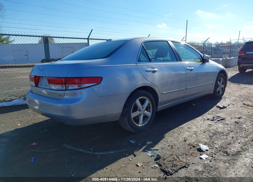 2004 HONDA ACCORD 2.4 EX VIN: 1HGCM55854A113585