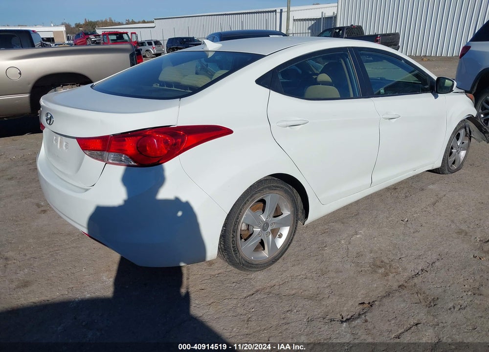 2013 HYUNDAI ELANTRA GLS VIN: 5NPDH4AE9DH372473