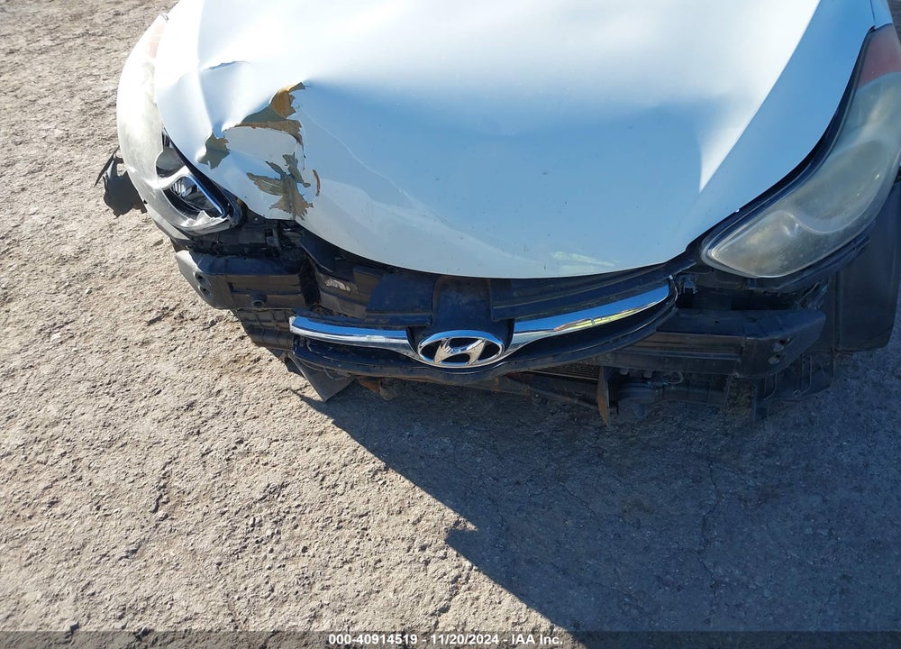2013 HYUNDAI ELANTRA GLS VIN: 5NPDH4AE9DH372473