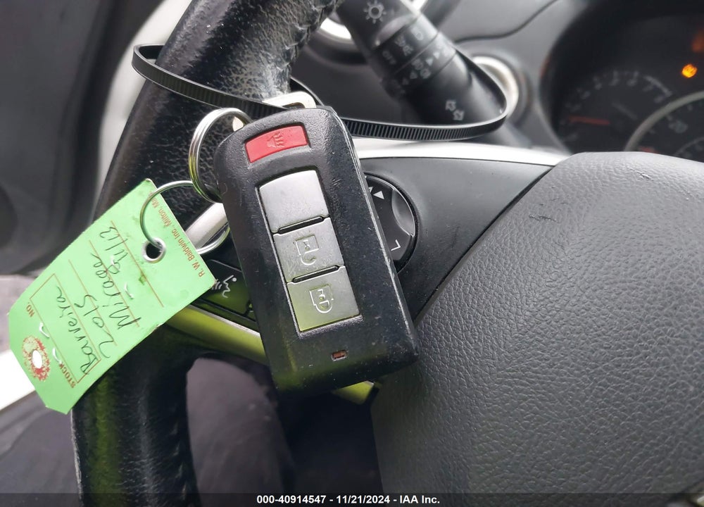 2015 MITSUBISHI MIRAGE ES VIN: ML32A4HJ1FH002668