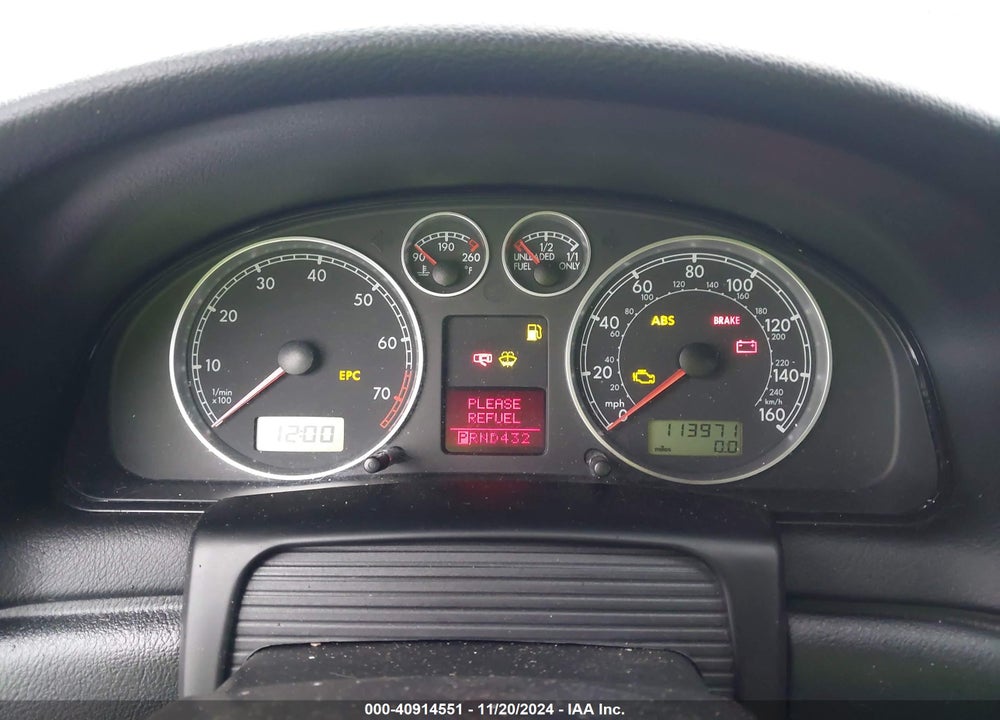 2001 VOLKSWAGEN PASSAT GLX VIN: WVWTH63B71E171189