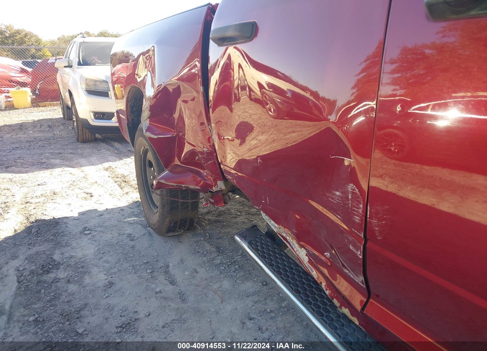 2015 RAM 1500 EXPRESS VIN: 1C6RR7FT8FS551658