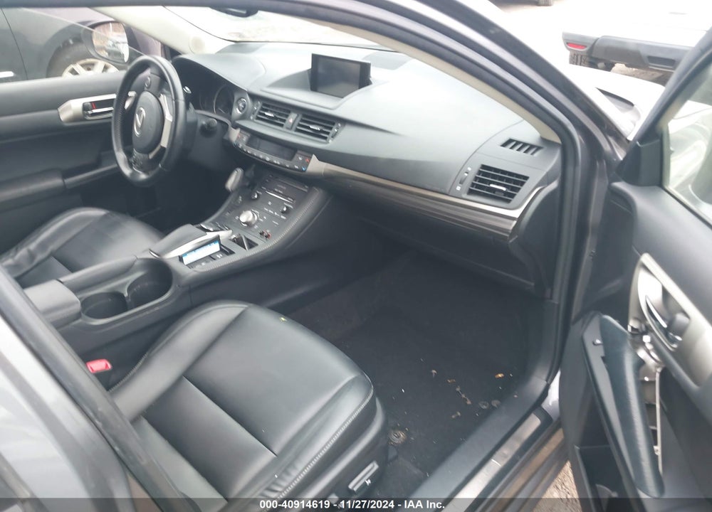 2014 LEXUS CT 200H VIN: JTHKD5BH4E2195351