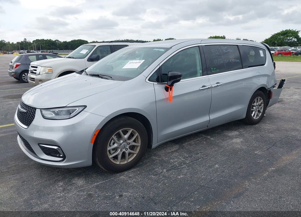 2024 CHRYSLER PACIFICA TOURING L VIN: 2C4RC1BGXRR132135