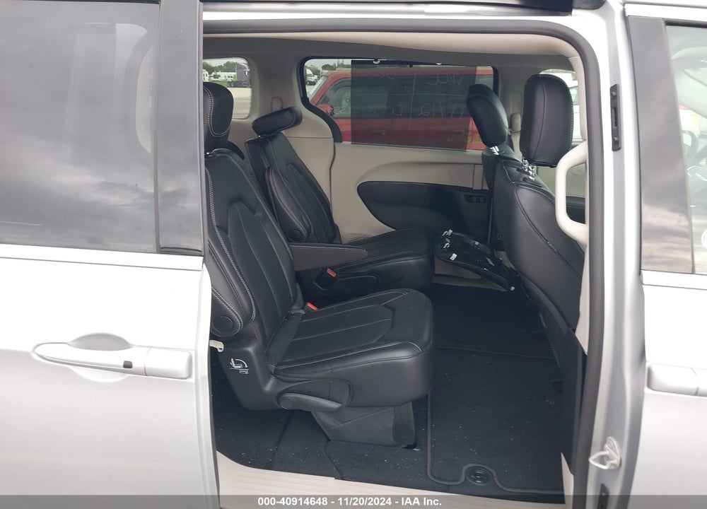 2024 CHRYSLER PACIFICA TOURING L VIN: 2C4RC1BGXRR132135