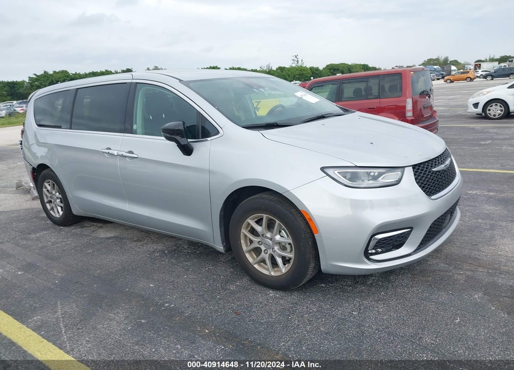 2024 CHRYSLER PACIFICA TOURING L VIN: 2C4RC1BGXRR132135