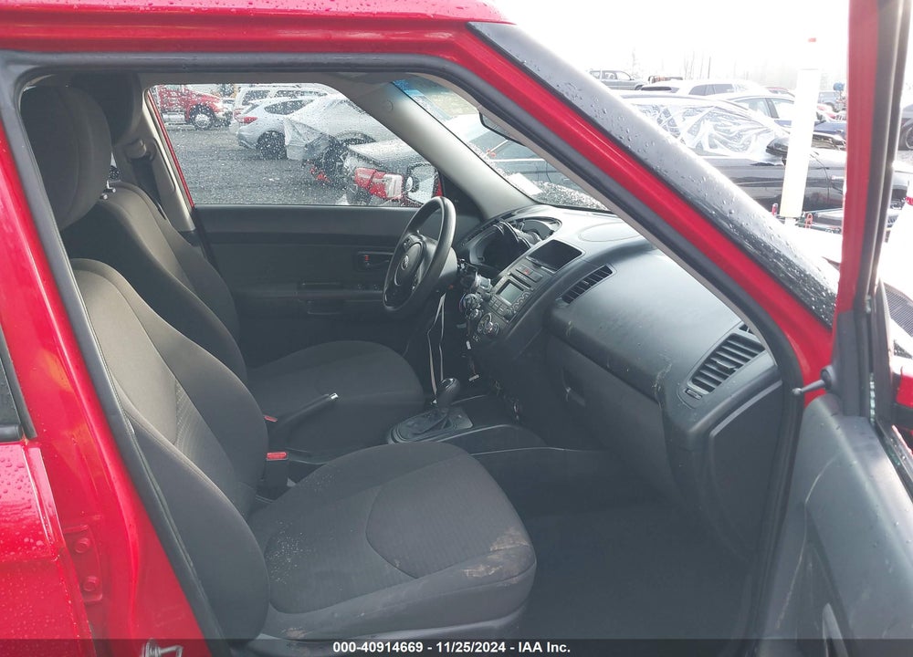2013 KIA SOUL VIN: KNDJT2A51D7605899
