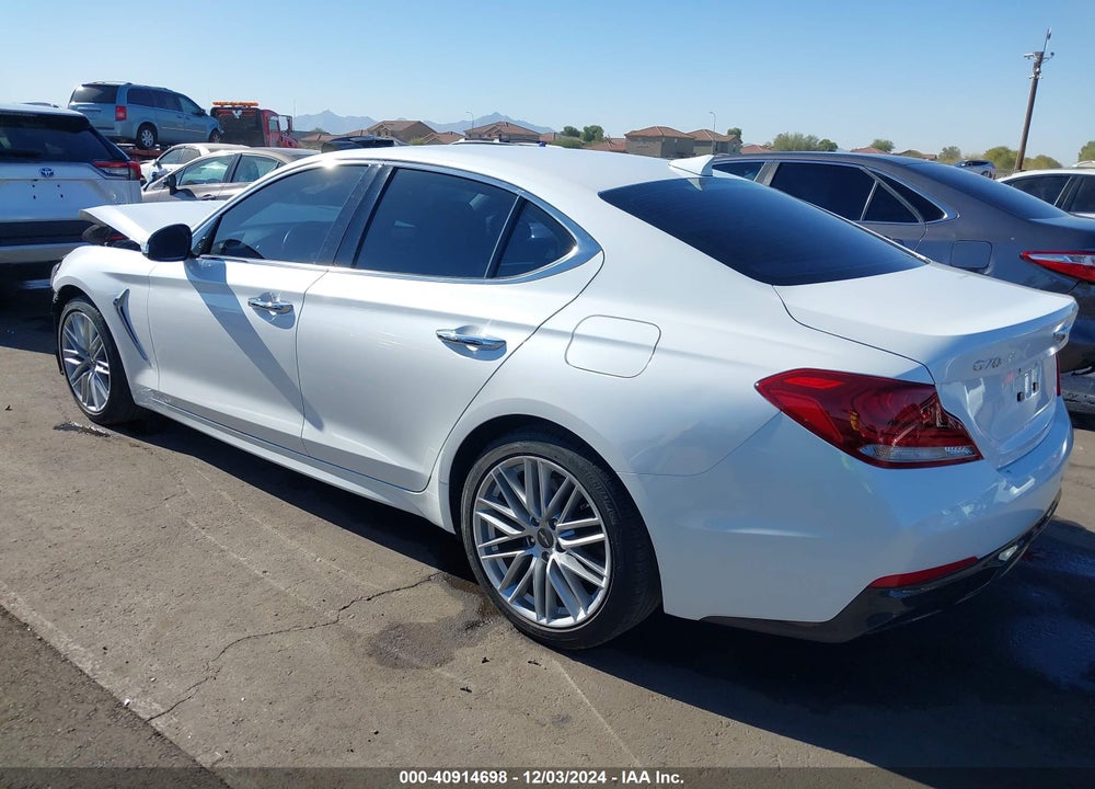 2020 GENESIS G70 2.0T RWD VIN: KMTG64LA8LU060325