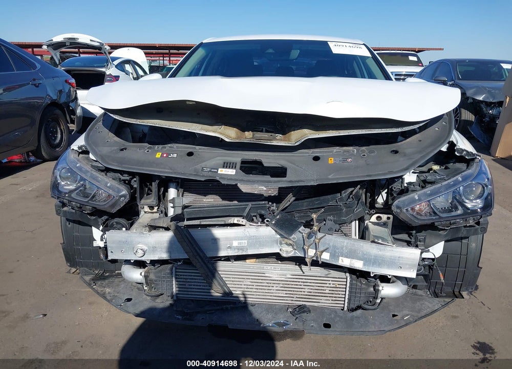 2020 GENESIS G70 2.0T RWD VIN: KMTG64LA8LU060325