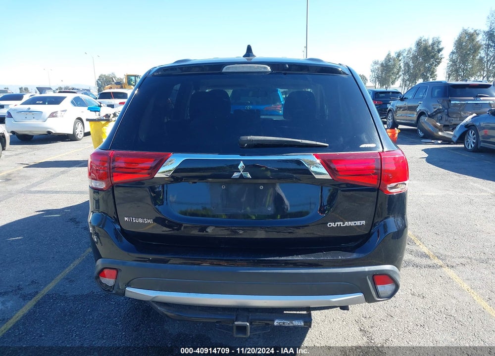 2017 MITSUBISHI OUTLANDER ES VIN: JA4AZ2A35HZ036329