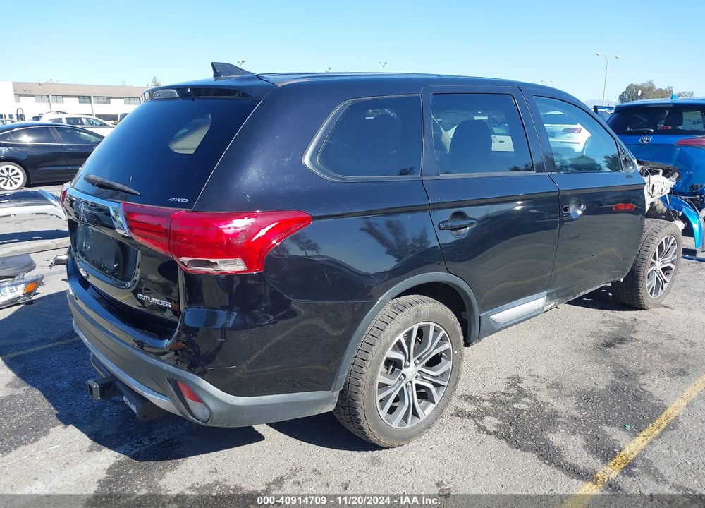 2017 MITSUBISHI OUTLANDER ES VIN: JA4AZ2A35HZ036329