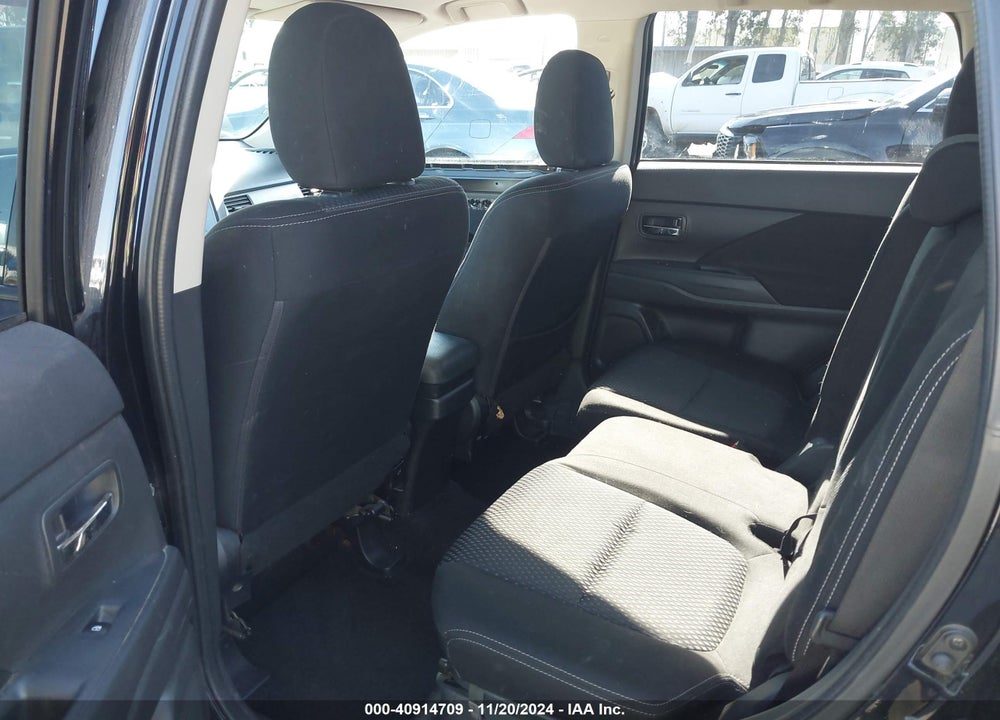 2017 MITSUBISHI OUTLANDER ES VIN: JA4AZ2A35HZ036329