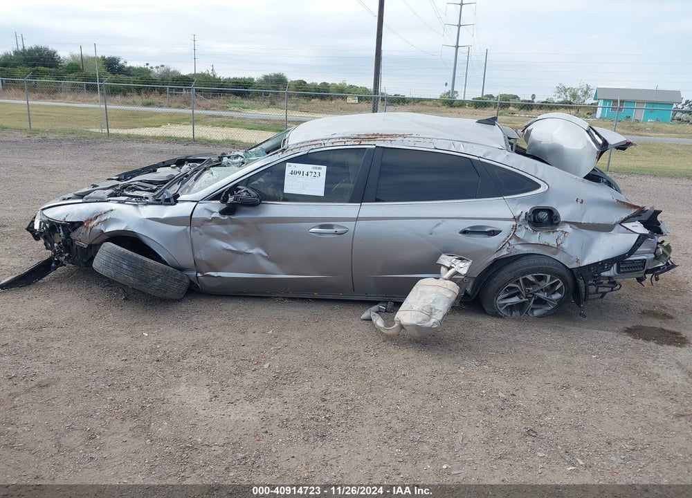 2021 HYUNDAI SONATA SEL VIN: KMHL64JA2MA149127