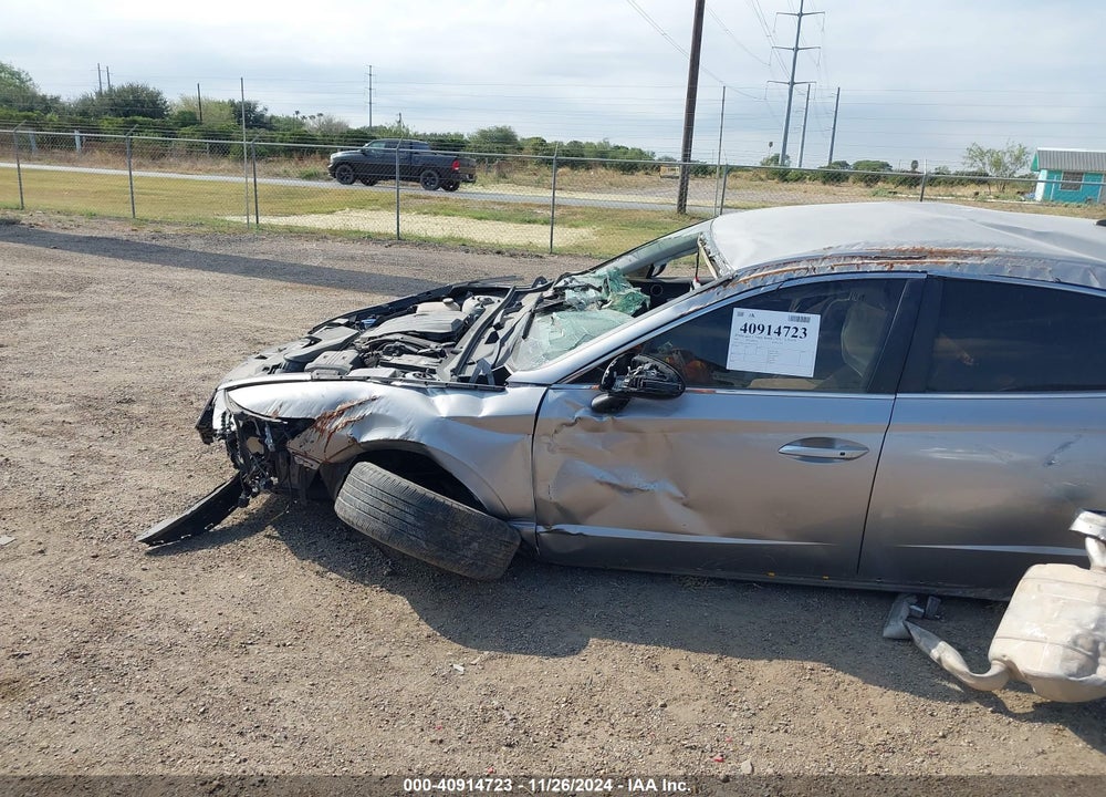 2021 HYUNDAI SONATA SEL VIN: KMHL64JA2MA149127