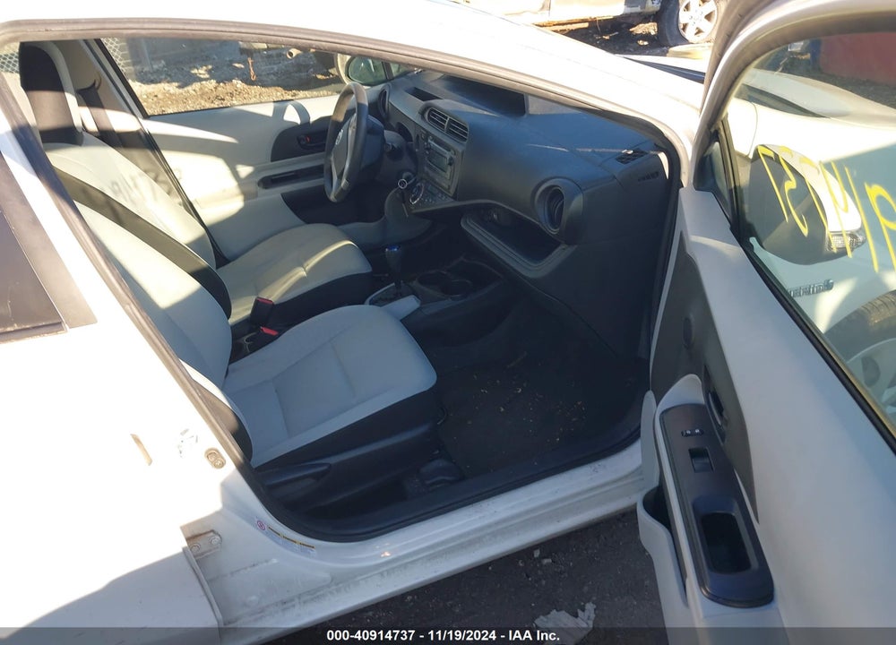2012 TOYOTA PRIUS C ONE VIN: JTDKDTB34C1505897