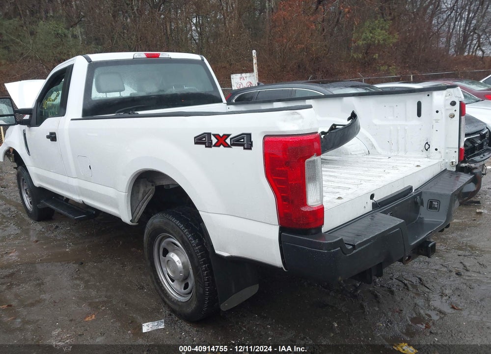 2019 FORD F-350 XL VIN: 1FTRF3B6XKEG51473