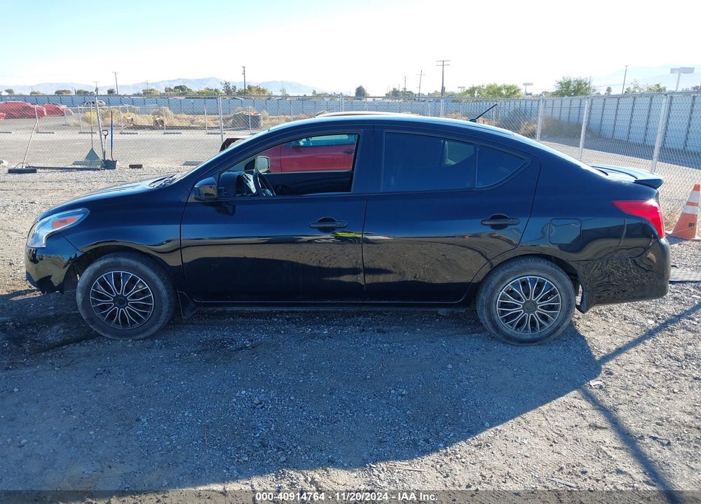 2016 NISSAN VERSA 1.6 S+ VIN: 3N1CN7AP1GL842834