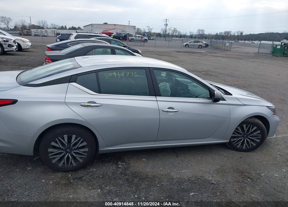 2024 NISSAN ALTIMA SV FWD VIN: 1N4BL4DV6RN374728