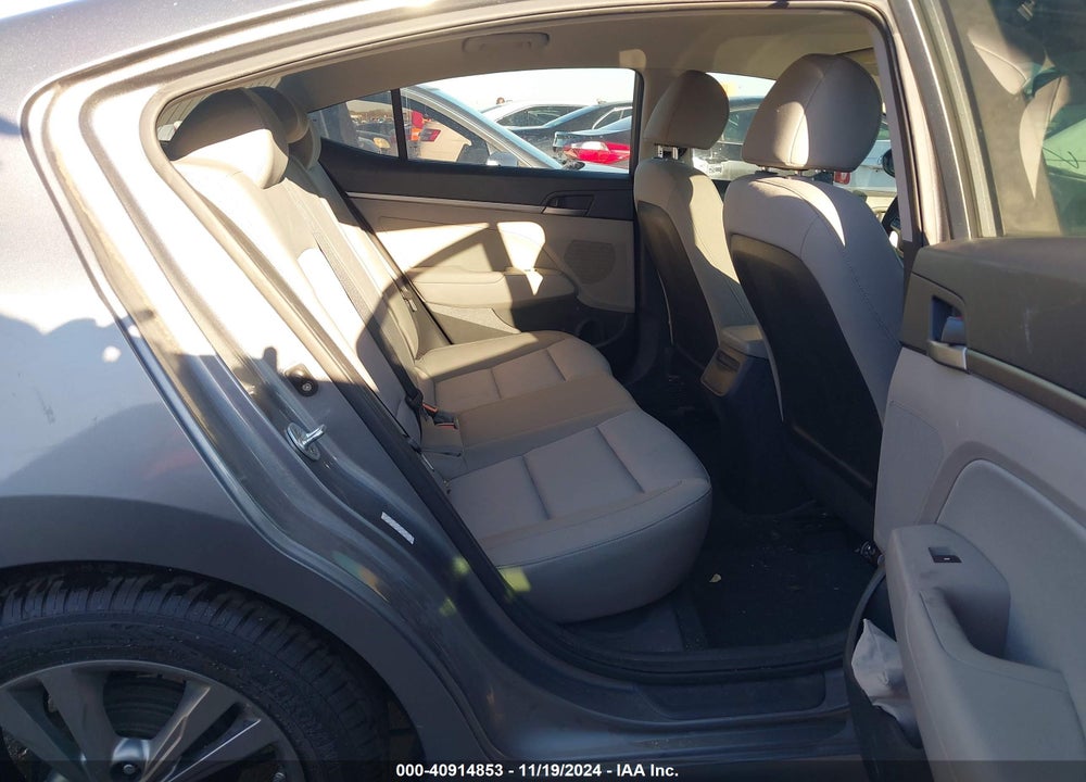 2017 HYUNDAI ELANTRA SE VIN: KMHD84LFXHU196840