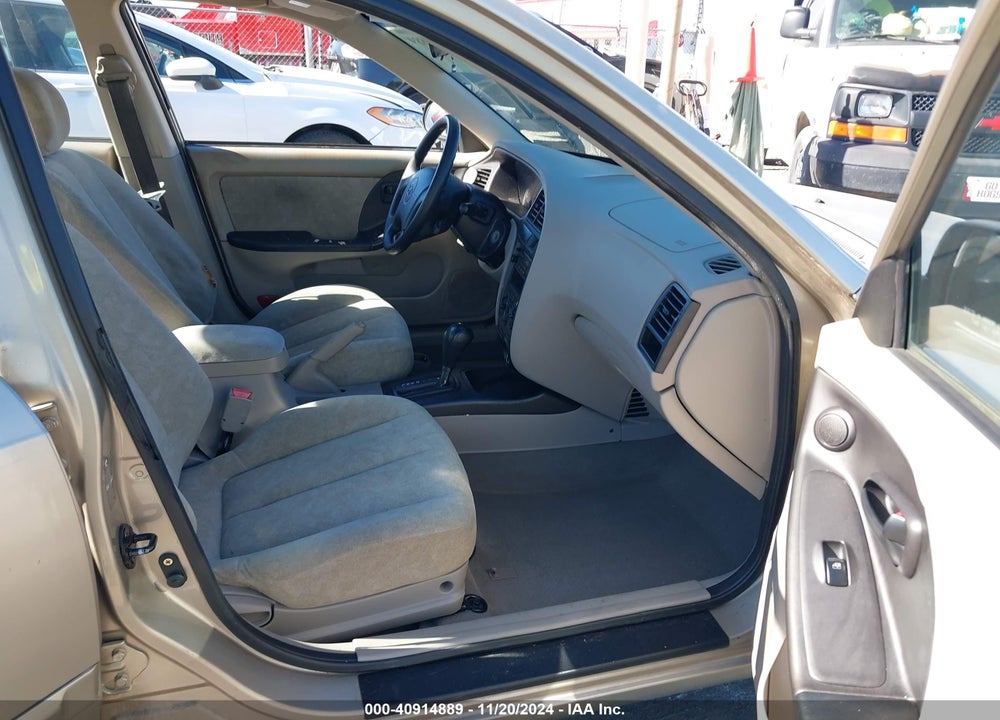 2003 HYUNDAI ELANTRA GLS/GT VIN: KMHDN45D63U499207