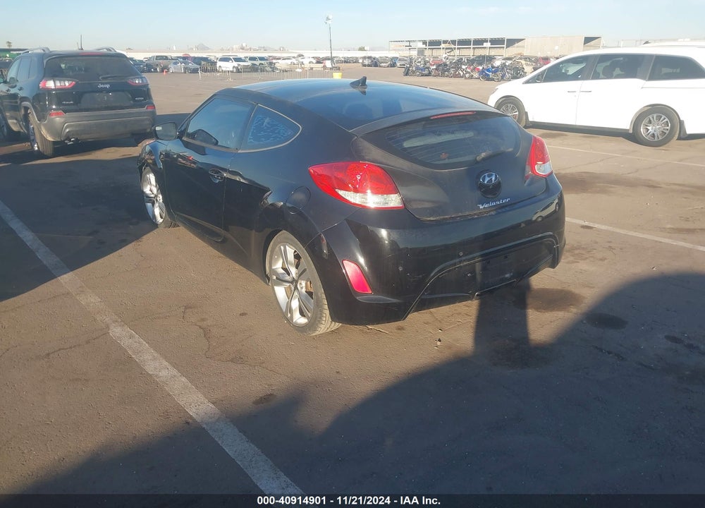 2013 HYUNDAI VELOSTER VIN: KMHTC6AD8DU120325