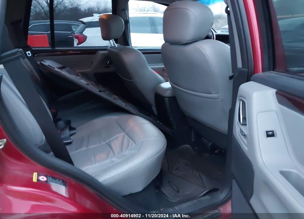 2003 JEEP GRAND CHEROKEE OVERLAND VIN: 1J8GW68J83C608843