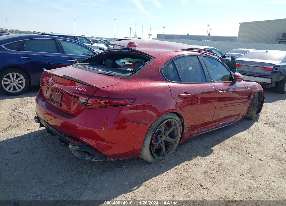 2017 ALFA ROMEO GIULIA QUADRIFOGLIO RWD VIN: ZARFAEAV3H7560862